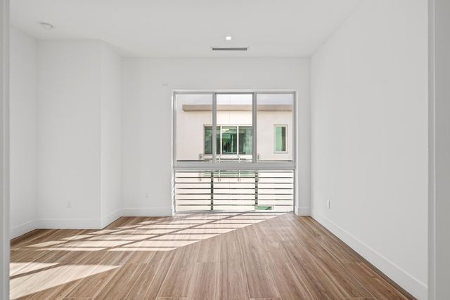 11 SE 11th Avenue, Fort Lauderdale, FL 33301