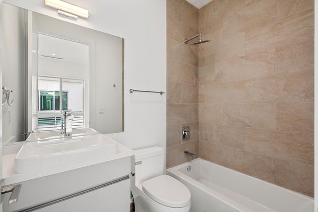 11 SE 11th Avenue, Fort Lauderdale, FL 33301