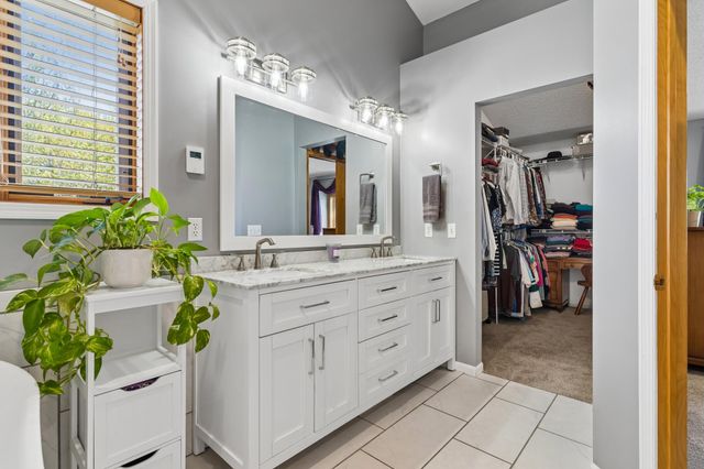 8991 Montegue Terrace, Brooklyn Park, MN 55443