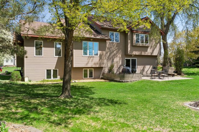 8991 Montegue Terrace, Brooklyn Park, MN 55443