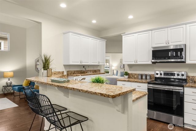 18391 NE 97th Court, Redmond, WA 98052