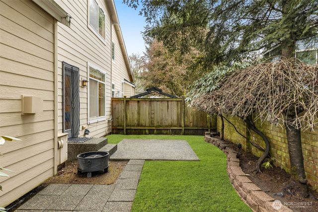 18391 NE 97th Court, Redmond, WA 98052