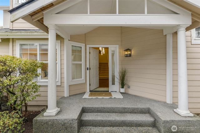 18391 NE 97th Court, Redmond, WA 98052