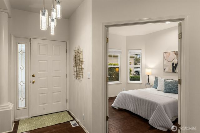 18391 NE 97th Court, Redmond, WA 98052