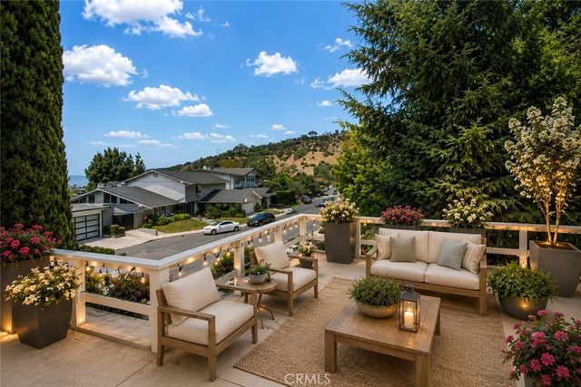 3102 Dona Sofia, Studio City, CA 91604