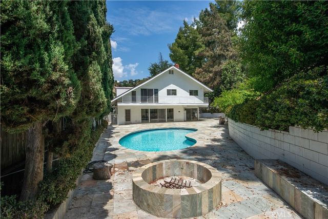 3102 Dona Sofia, Studio City, CA 91604