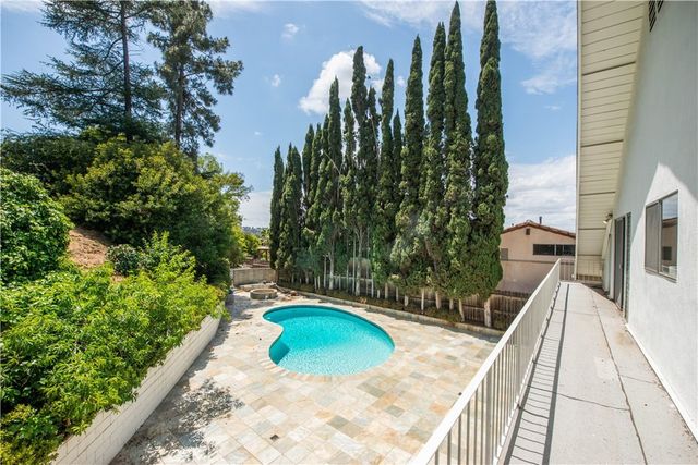 3102 Dona Sofia, Studio City, CA 91604