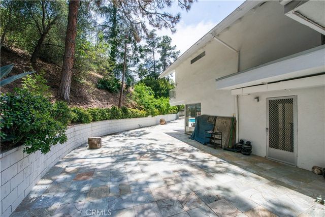 3102 Dona Sofia, Studio City, CA 91604