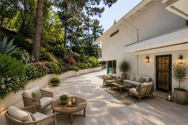 3102 Dona Sofia, Studio City, CA 91604