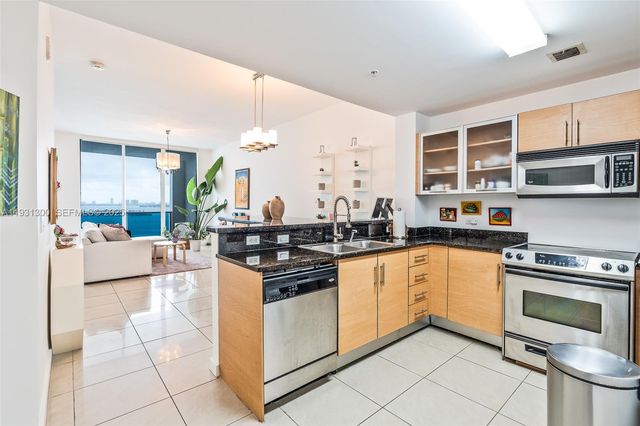 725 NE 22nd St 9E, Miami, FL 33137