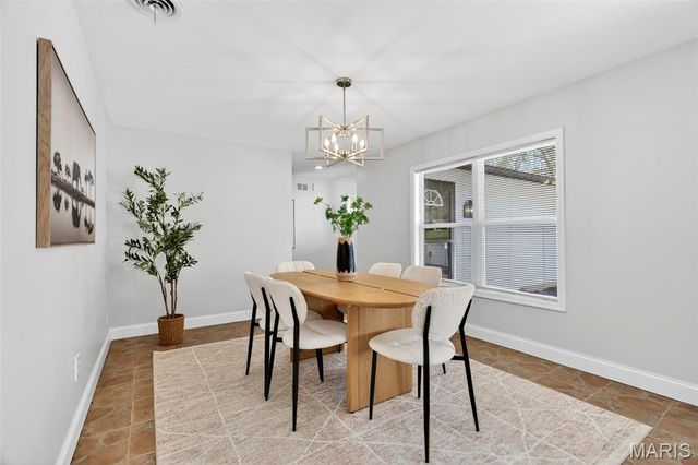 117 Old Oaks Drive, Ballwin, MO 63011