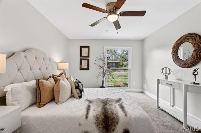 117 Old Oaks Drive, Ballwin, MO 63011