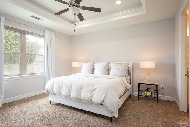 1018 Villa Venyce Ct, Gulf Breeze, FL 32563