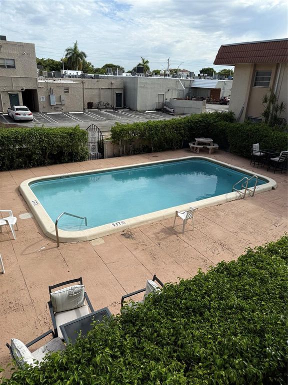 10270 NW 35th St 34, Coral Springs, FL 33065