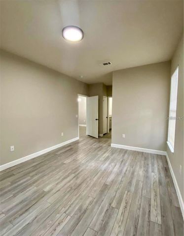 3011 HEMINGWAY CIRCLE 3011, Haines City, FL 33844