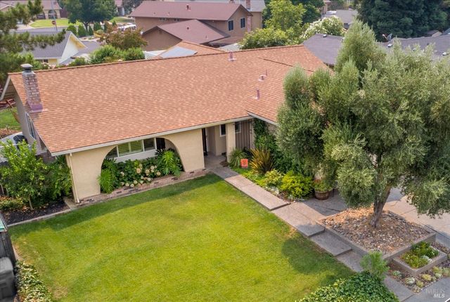 456 Marbella Ln, Vacaville, CA 95688