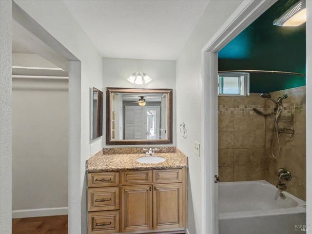 456 Marbella Ln, Vacaville, CA 95688