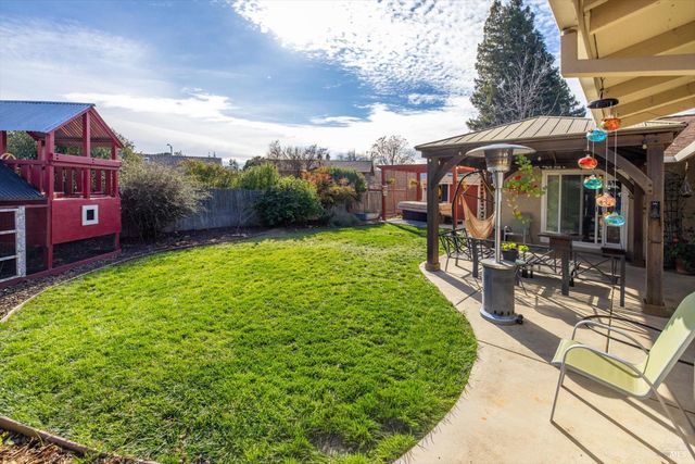 456 Marbella Ln, Vacaville, CA 95688