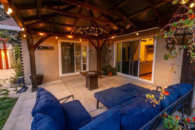 456 Marbella Ln, Vacaville, CA 95688