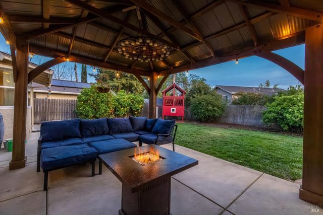 456 Marbella Ln, Vacaville, CA 95688