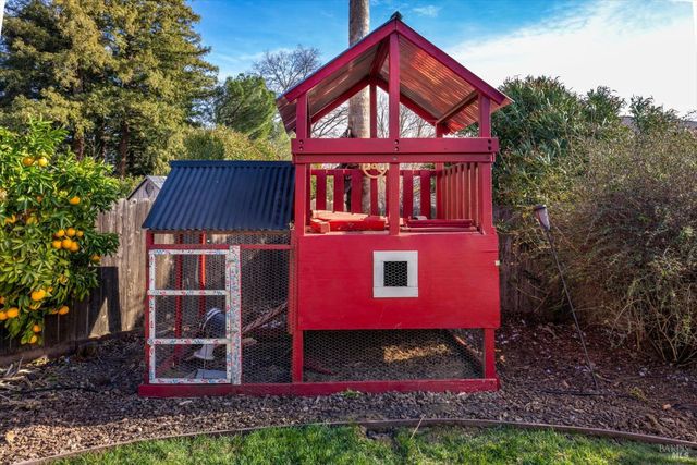 456 Marbella Ln, Vacaville, CA 95688