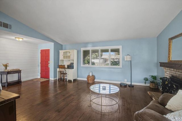 456 Marbella Ln, Vacaville, CA 95688