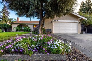 456 Marbella Ln, Vacaville, CA 95688