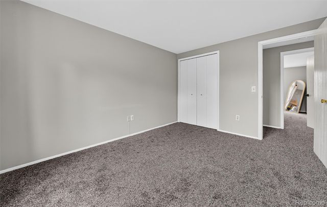3703 Alderdale Drive, Sterling Heights, MI 48310