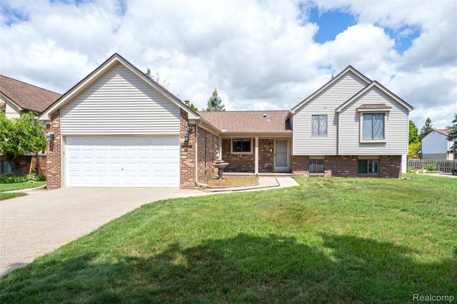 3703 Alderdale Drive, Sterling Heights, MI 48310