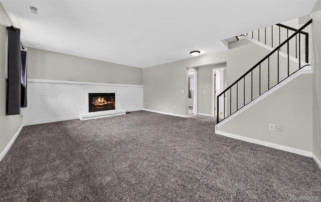3703 Alderdale Drive, Sterling Heights, MI 48310
