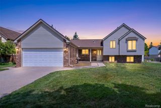 3703 Alderdale Drive, Sterling Heights, MI 48310