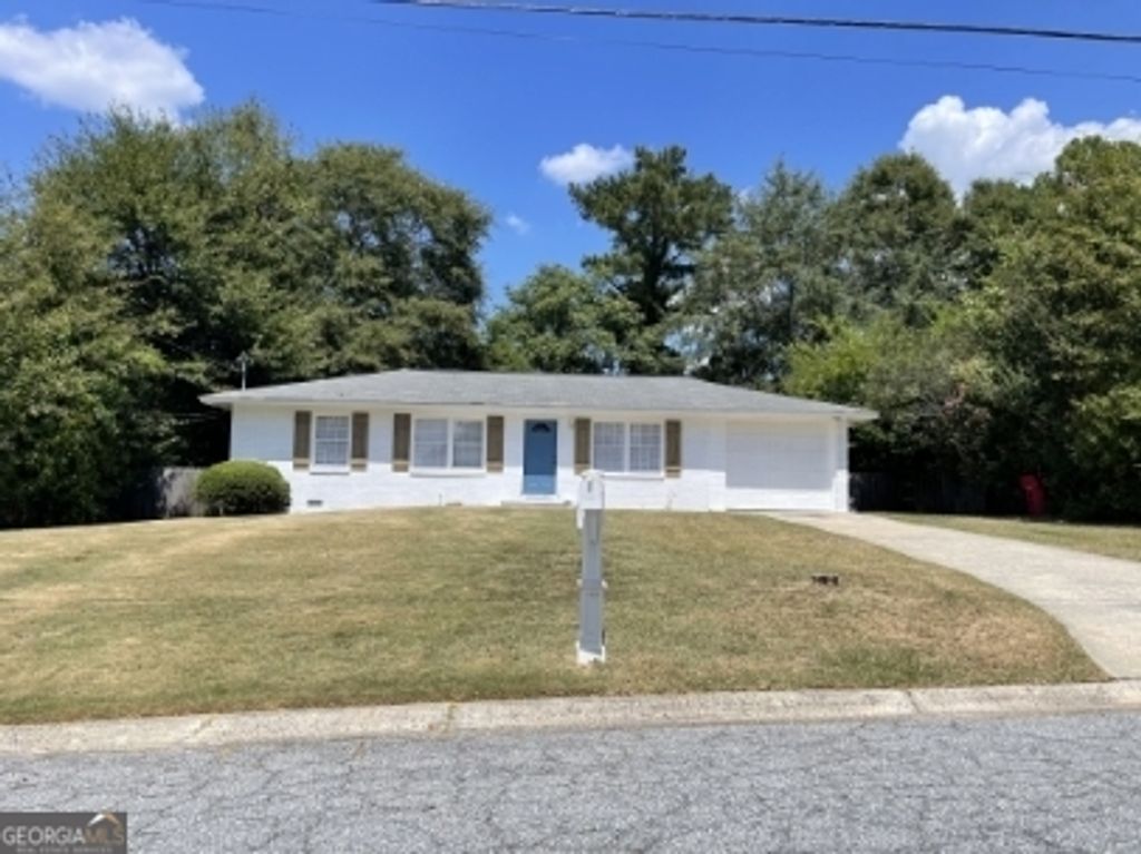 1595 Winston Drive, Macon, GA 31206