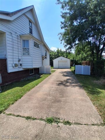 18658 Abby Avenue, Euclid, OH 44119