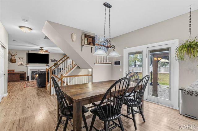 122 Courtfield Drive, O'fallon, MO 63366