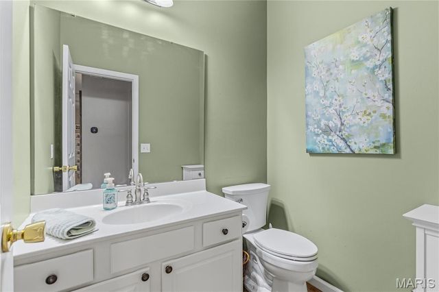 122 Courtfield Drive, O'fallon, MO 63366