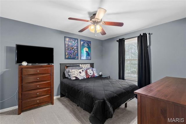 122 Courtfield Drive, O'fallon, MO 63366