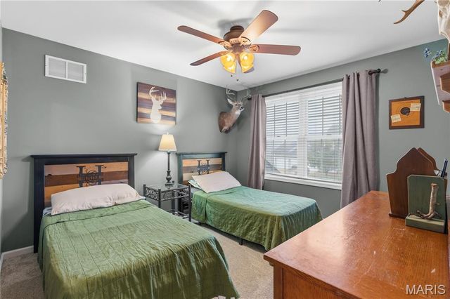 122 Courtfield Drive, O'fallon, MO 63366