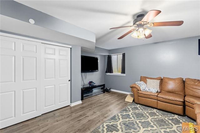 122 Courtfield Drive, O'fallon, MO 63366