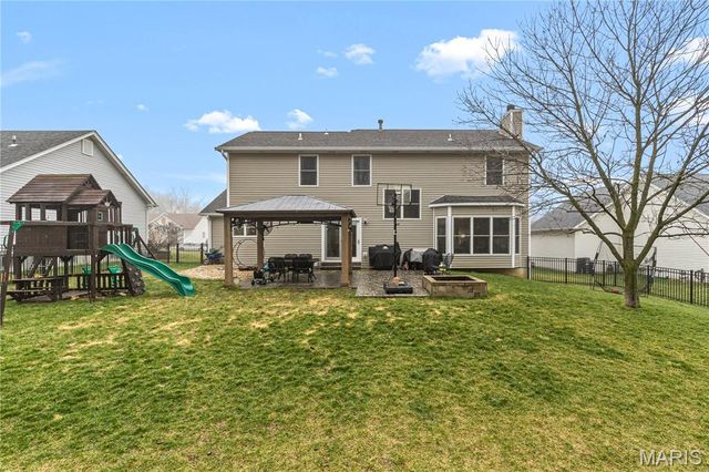 122 Courtfield Drive, O'fallon, MO 63366