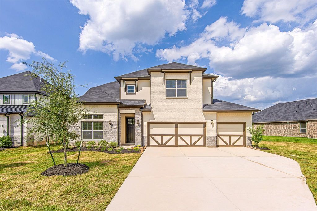 181 Peninsula Point Drive, Montgomery, TX 77356