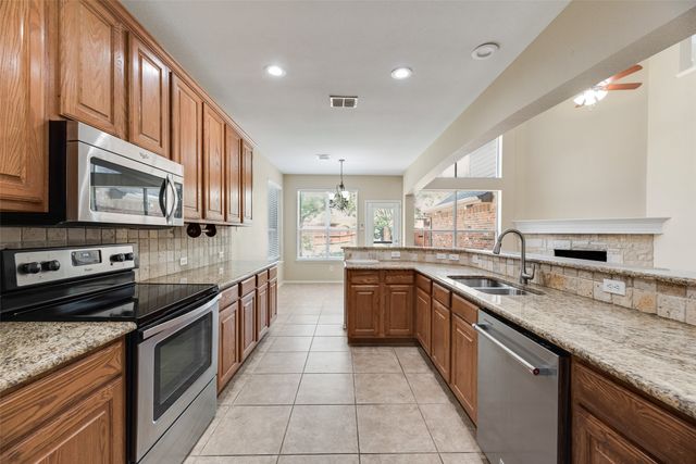2240 Garden Crest Drive, Rockwall, TX 75087