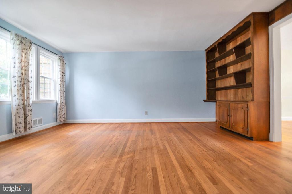 322 LAMBETH RD, Baltimore, MD 21228