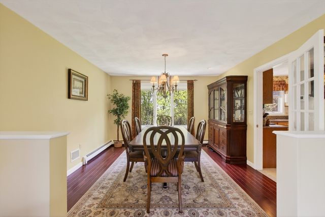 43 Hampshire Road, Peabody, MA 01960