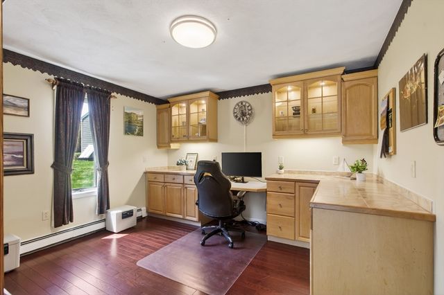 43 Hampshire Road, Peabody, MA 01960