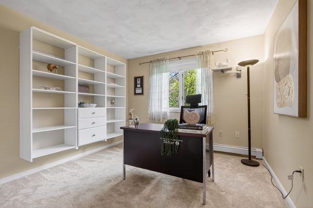 43 Hampshire Road, Peabody, MA 01960