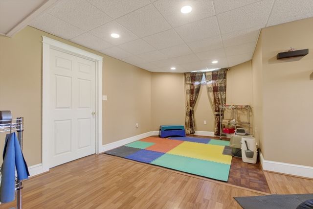 43 Hampshire Road, Peabody, MA 01960