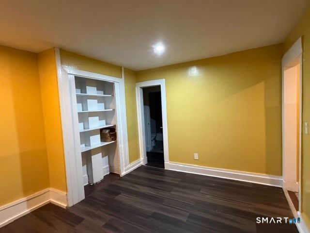 390 Willow Street 2, Waterbury, CT 06710