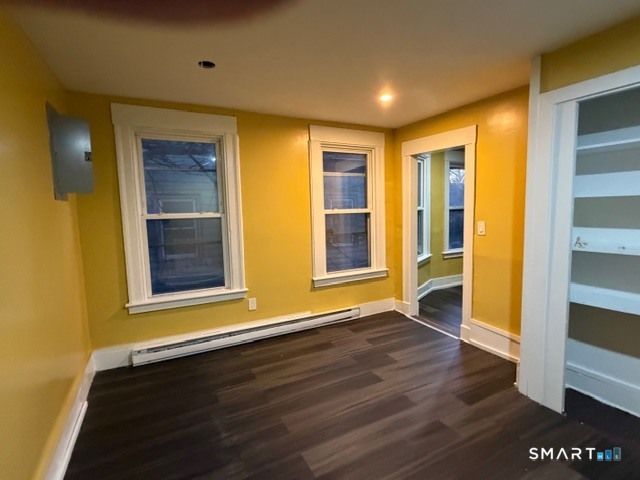 390 Willow Street 2, Waterbury, CT 06710