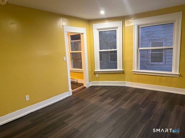 390 Willow Street 2, Waterbury, CT 06710