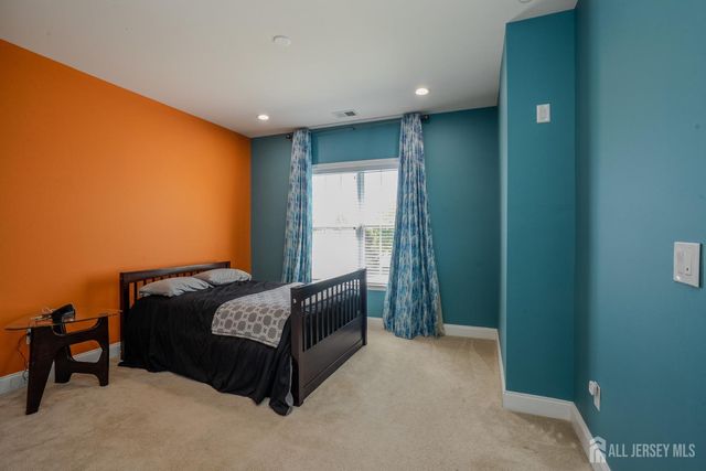 27 Greylynne Drive, Monroe, NJ 08831